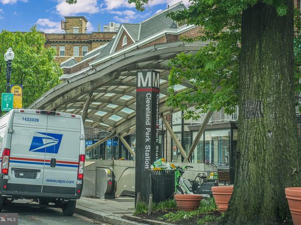 2905 Newark Street NW, Washington DC 20008