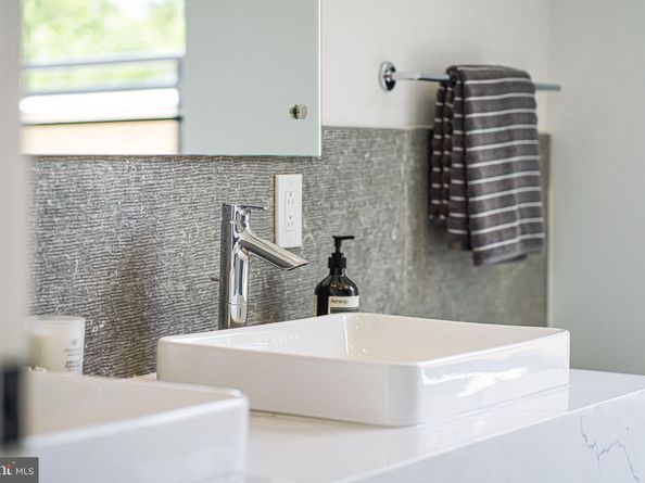 2905 Newark Street NW, Washington DC 20008