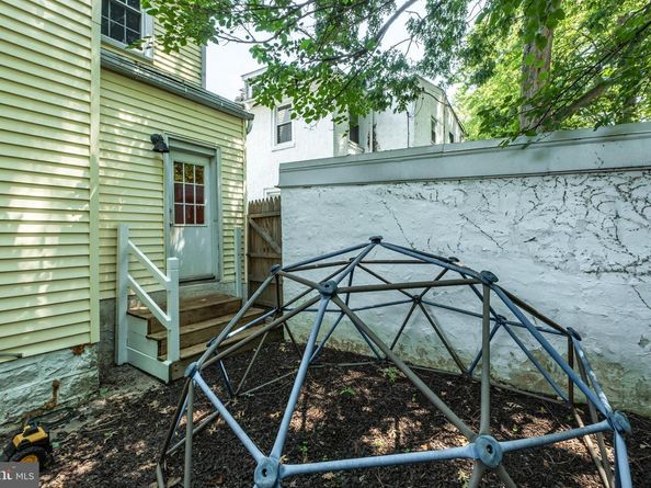 72 Clover, Lansdowne PA 19050