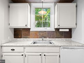 72 Clover, Lansdowne PA 19050