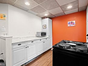 72 Clover, Lansdowne PA 19050