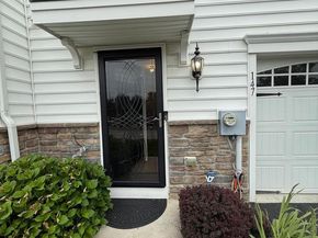 147 Old Cedarbrook Road 26, Wyncote PA 19095
