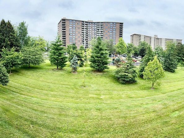 147 Old Cedarbrook Road 26, Wyncote PA 19095