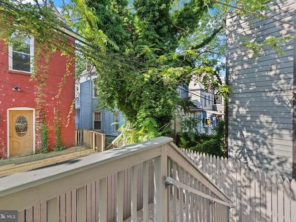 758 Gresham Place NW, Washington DC 20001