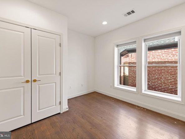758 Gresham Place NW, Washington DC 20001