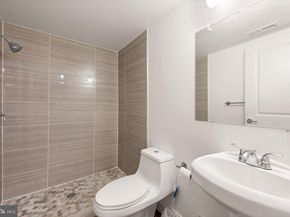 758 Gresham Place NW, Washington DC 20001