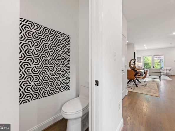 758 Gresham Place NW, Washington DC 20001