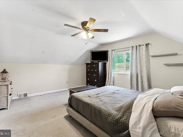 15 Pearson Drive, Springfield PA 19064