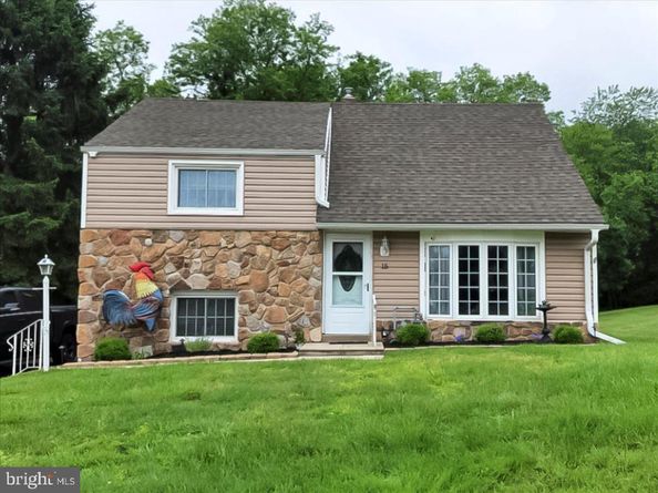 15 Pearson Drive, Springfield PA 19064