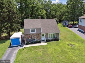 15 Pearson Drive, Springfield PA 19064