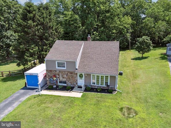 15 Pearson Drive, Springfield PA 19064