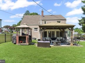 15 Pearson Drive, Springfield PA 19064