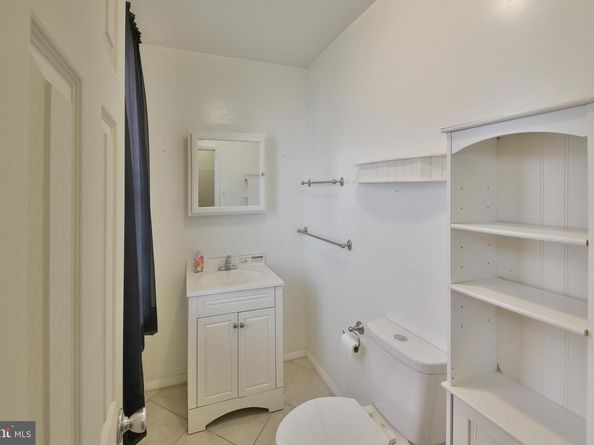5331 Race Street, Philadelphia PA 19139