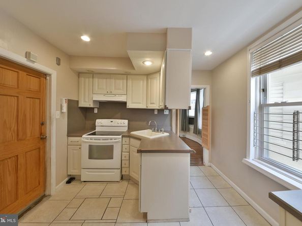 5331 Race Street, Philadelphia PA 19139