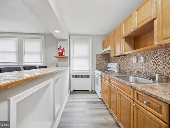 5628 N 18TH Street, Philadelphia PA 19141