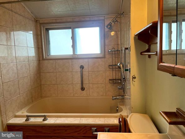 2842 Normandy Drive, Philadelphia PA 19154