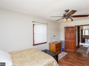 577 Sackettsford Road, Warminster PA 18974