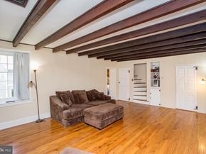 577 Sackettsford Road, Warminster PA 18974