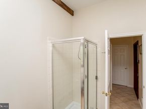 577 Sackettsford Road, Warminster PA 18974