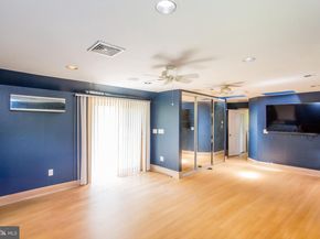 577 Sackettsford Road, Warminster PA 18974