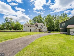 577 Sackettsford Road, Warminster PA 18974