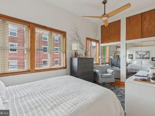1010 Catharine Street, Philadelphia PA 19147