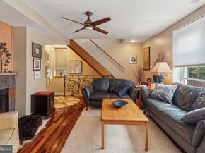 1010 Catharine Street, Philadelphia PA 19147