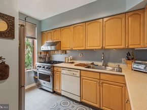 1010 Catharine Street, Philadelphia PA 19147