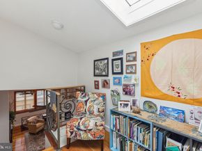 1010 Catharine Street, Philadelphia PA 19147