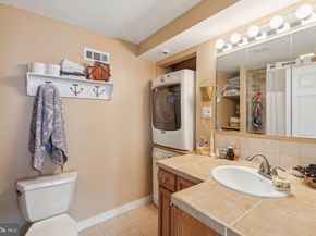 1010 Catharine Street, Philadelphia PA 19147