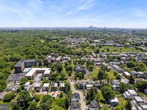 628 Leverington Avenue 1, Philadelphia PA 19128