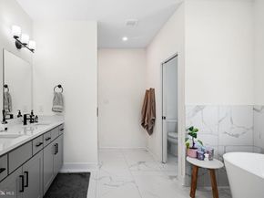 628 Leverington Avenue 1, Philadelphia PA 19128