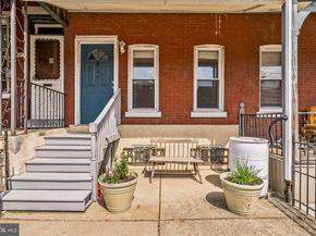419 N Budd Street, Philadelphia PA 19104