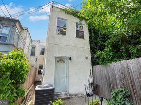 419 N Budd Street, Philadelphia PA 19104