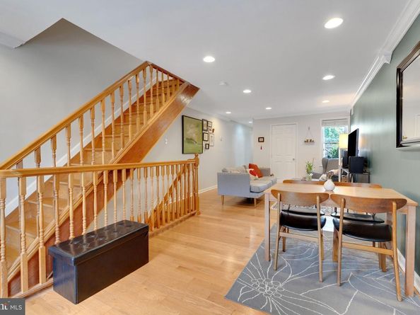 419 N Budd Street, Philadelphia PA 19104