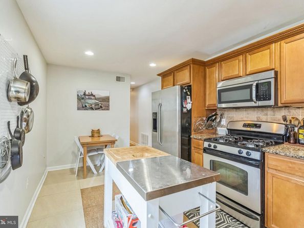 419 N Budd Street, Philadelphia PA 19104