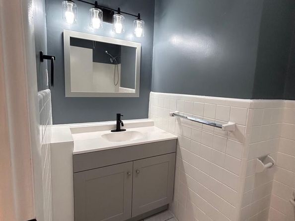 1114 Brighton, Philadelphia PA 19111