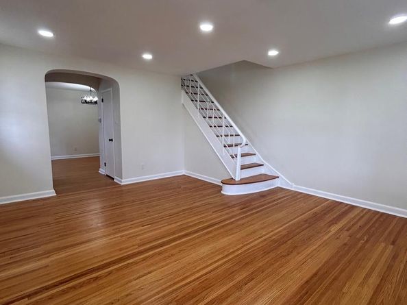 1114 Brighton, Philadelphia PA 19111