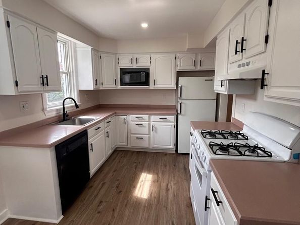 1114 Brighton, Philadelphia PA 19111