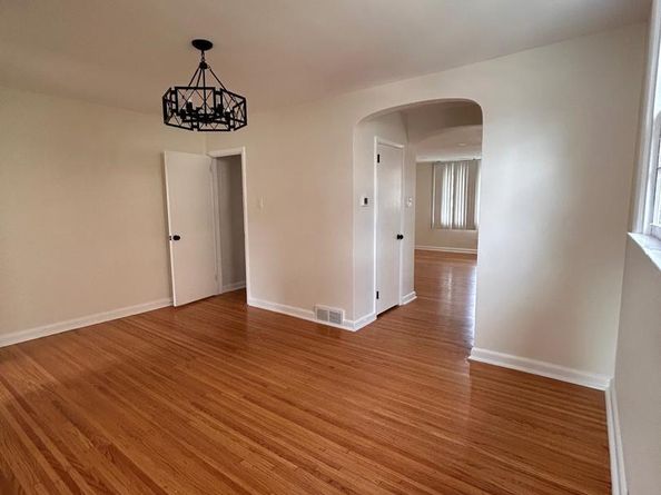 1114 Brighton, Philadelphia PA 19111