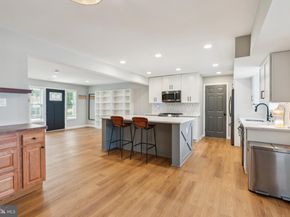 2425 Skyland Place SE, Washington DC 20020