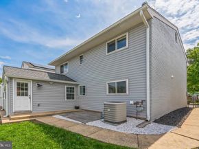2425 Skyland Place SE, Washington DC 20020
