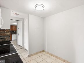 2001 Hamilton Street 1614, Philadelphia PA 19130
