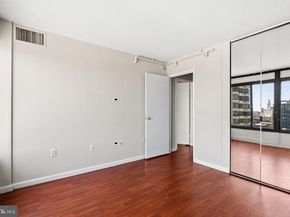 2001 Hamilton Street 1614, Philadelphia PA 19130