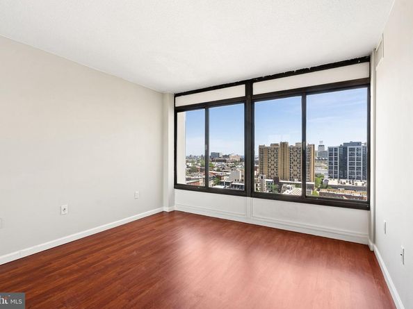 2001 Hamilton Street 1614, Philadelphia PA 19130