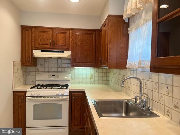 1017 Lansing Street, Philadelphia PA 19111