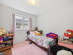 668 Hutchinson Terrace, Holmes PA 19043