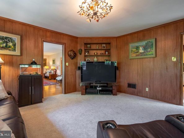 1626 Mount Pleasant Road, Villanova PA 19085