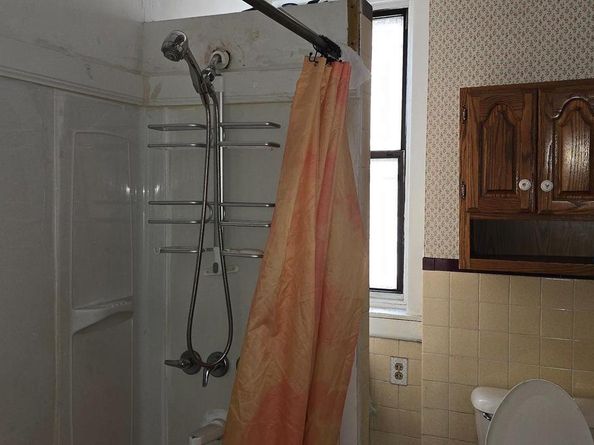 5752 Leonard Street, Philadelphia PA 19149