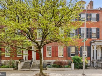 914 Spruce Street